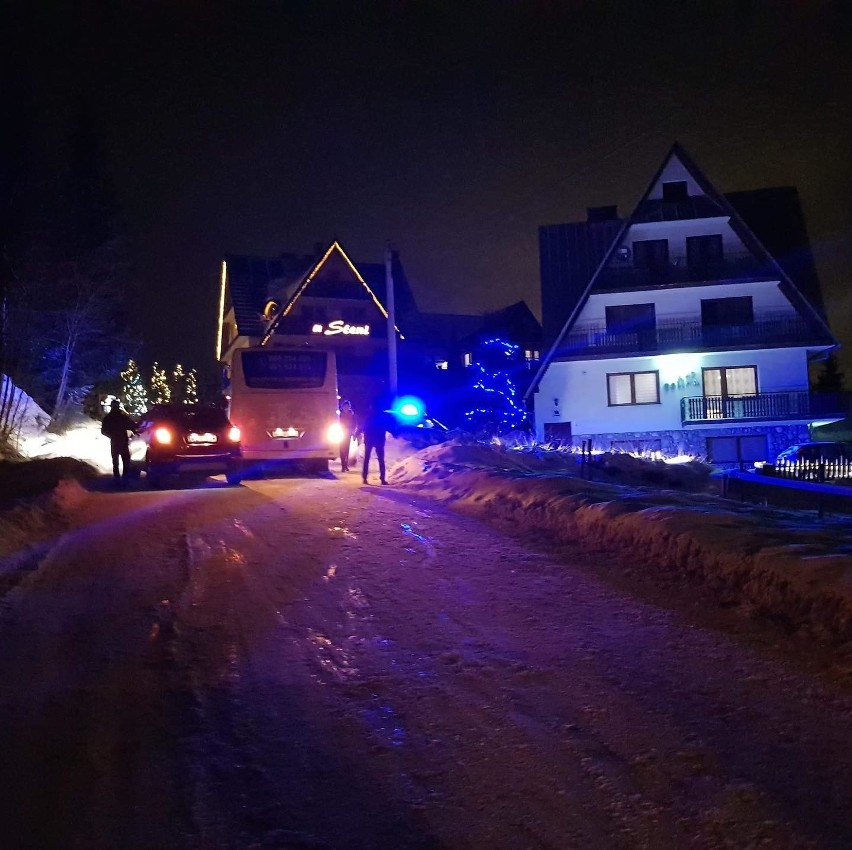 Podhale. Trudne warunki na drogach. Zamknęli drogę do Gliczarowa