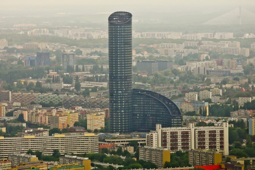 Sky Tower we Wrocławiu.