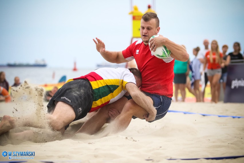 Młot Thora dla Radosława Rakowskiego. Pierwszy, historyczny, turniej rugby 1 na 1 w Gdyni