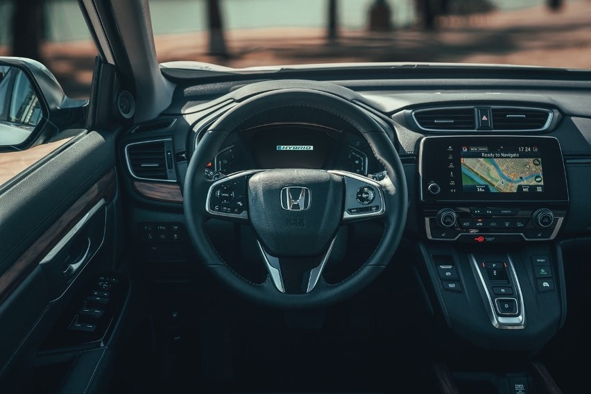 Honda CR-V Hybrid...