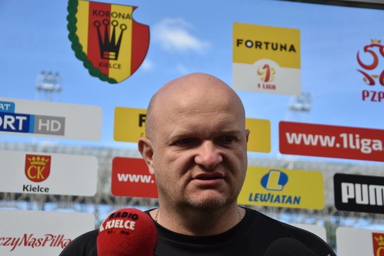 Trener Korony Kielce Maciej Bartoszek dumny z postawy swojej drużyny w meczu z Sandecją Nowy Sącz