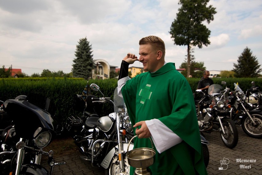 To był już 13. zlot motocyklowy Memento Mori w Kuniowie koło...