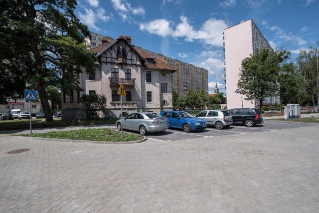 Zakończono budowę dwóch nowych parkingów - przy Wałach gen. Sikorskiego, w rejonie dworca autobusowego oraz przy ul. Grudziądzkiej 53