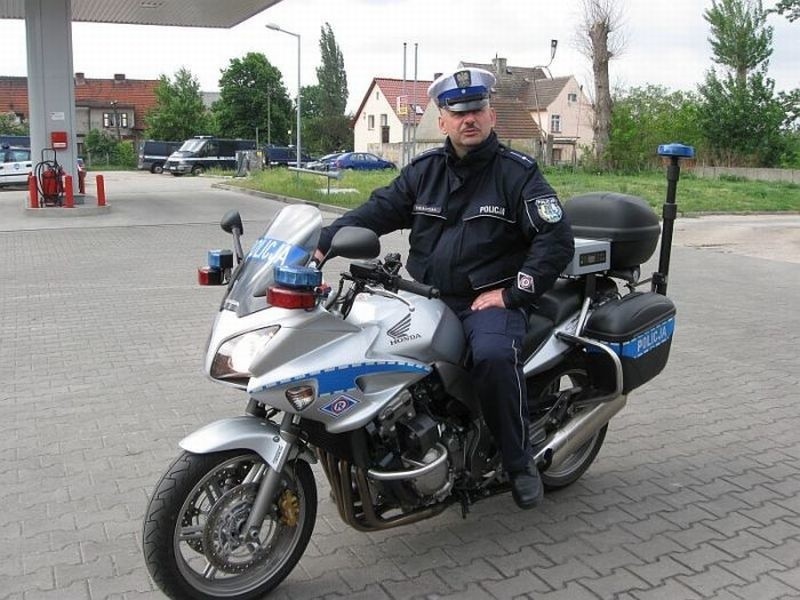 Mł. asp. Piotr Błauciak z zielonogórskiej policji