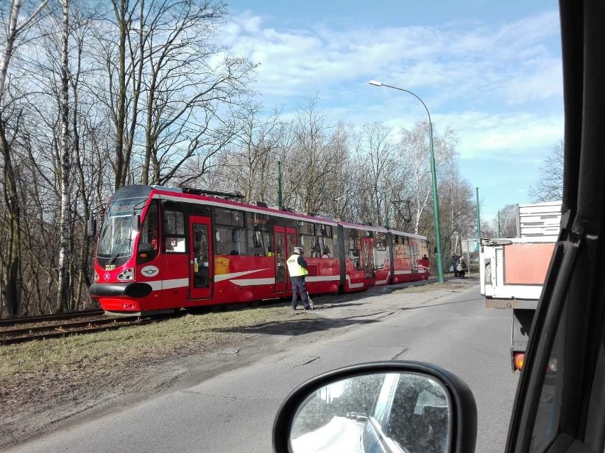 Na ulicy Baczyńskiego w Sosnowcu doszło do potrącenia...