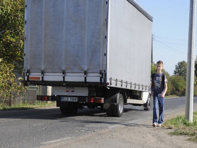 Odcinek ulicy Toruńskiej na bydgoskim Łęgnowie jest bardzo niebezpieczny dla pieszych