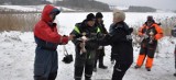 Będzie można uratować wędkarza, pod którym załamie się lód (wideo)