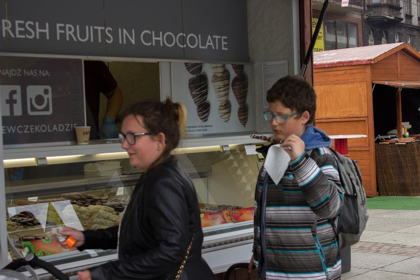 Zlot food trukców na rynku w Katowicach