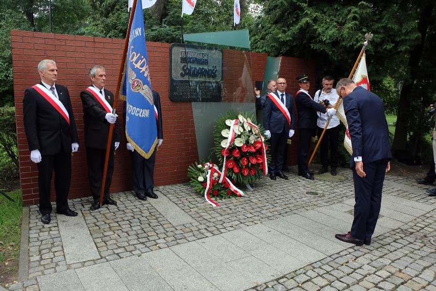 Wrocławskie obchody 42. rocznicy powstania "Solidarności"...