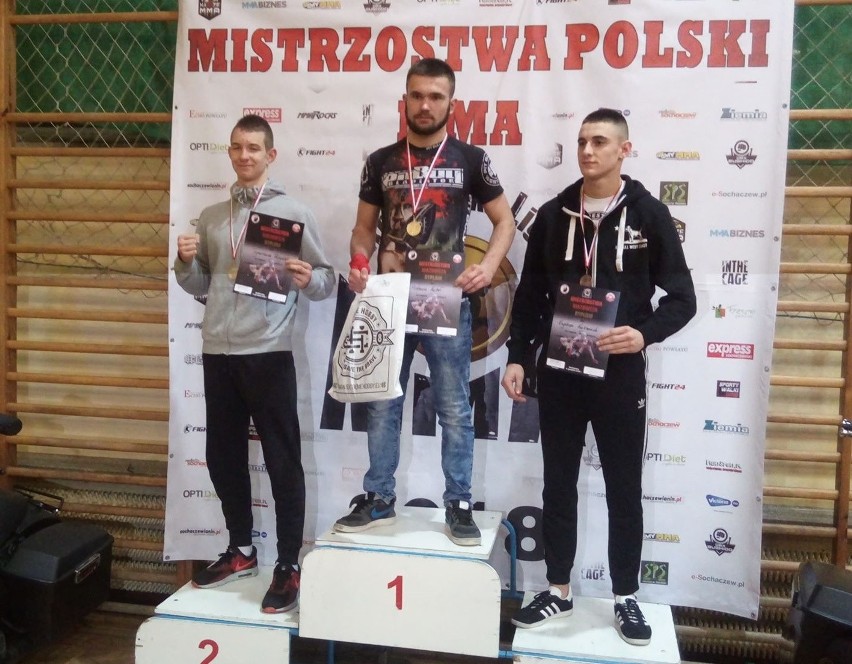 Gladiatorzy ze złotem i srebrem na Mistrzostwach Polski MMA!