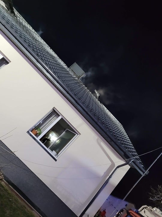 Pożar domu jednorodzinnego pod Opolem Lubelskim. Zobacz zdjęcia z akcji gaśniczej