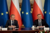 Andrzej Duda i Donald Tusk rozpoczęli wizytę w USA. We wtorek spotkają się z Joe Bidenem