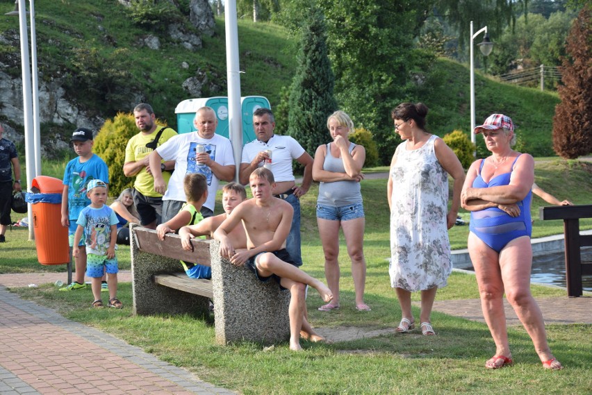 Piknik strażacki w Kroczycach. Były pokazy strażackie i występy artystyczne FOTO