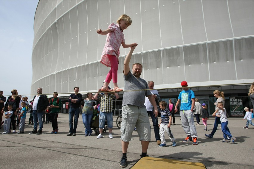 DZIEŃ DZIECKA NA STADIONIE MIEJSKIM WE WROCŁAWIU