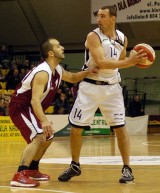 Koszykarskie derby w Rzeszowie. Resovia zmierzy się z MOSiR-em Krosno