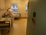 Osadzeni w więzieniu w Czarnem szkolili się na opiekunów chorych i seniorów [zdjęcia]