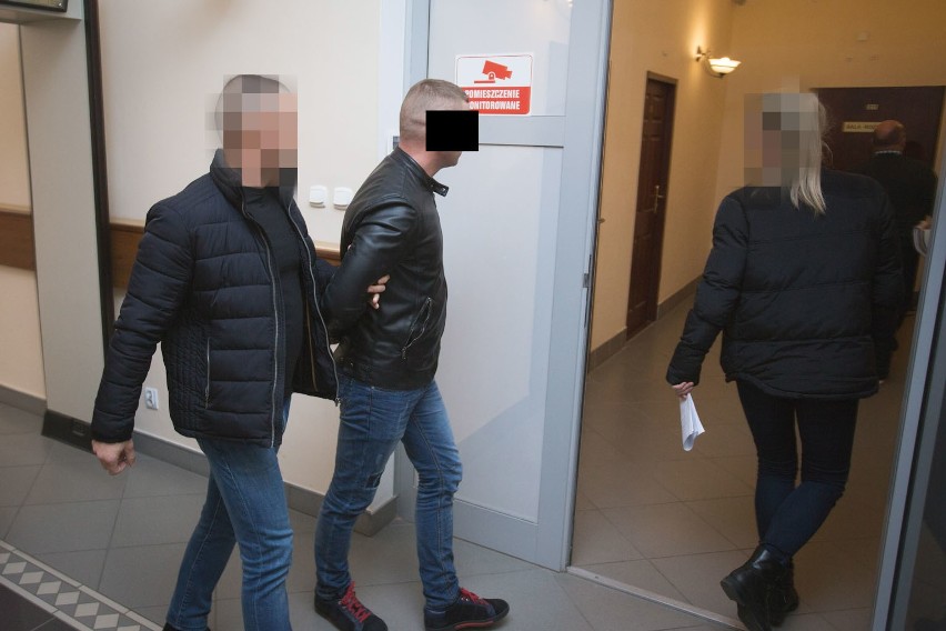 Ratownik medyczny z Centrum Zdrowia Psychicznego w Słupsku usłyszał zarzuty wykorzystania seksualnego pacjentek