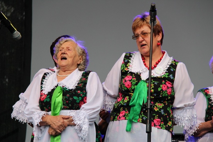 Miejskie dożynki odbywają się w niedzielę w Dąbrowie...