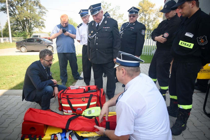 Władze Łodzi przekazały OSP Łaskowice nowy sprzęt