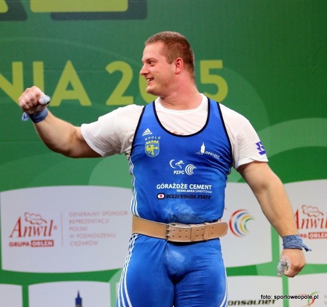 Daniel Dołęga w dwuboju uzyskał równo 400 kg.