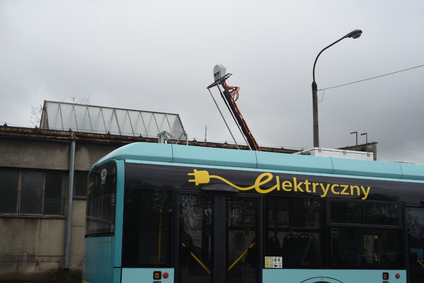 Autobus elektryczny solaris urbino 12 electric