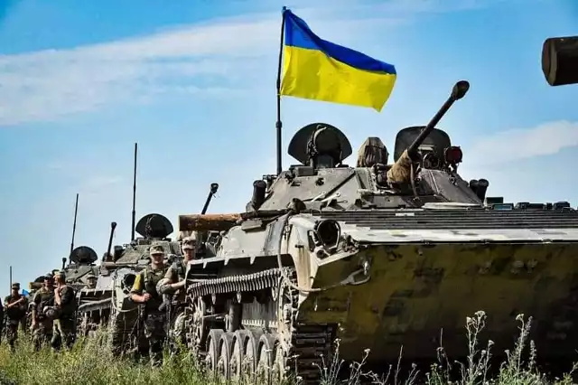 Zgodnie z informacjami przekazywanymi przez Sztab Generalny Sił Zbrojnych Ukrainy, Rosjanie tracą coraz większe okupowane tereny. Trwa kontrofensywa ukraińska