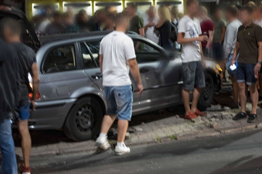 Wypadek w Stargardzie. Tragiczny drift na pl. Wolności