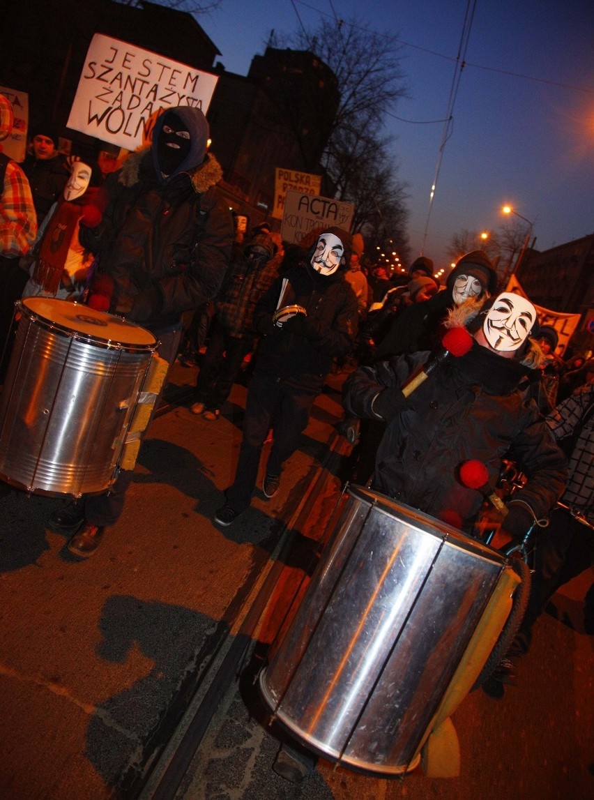 Czwartkowa manifestacja przeciwko ACTA w Poznaniu