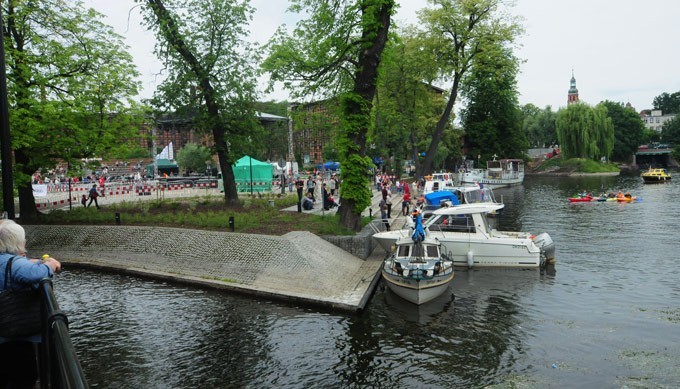 [wideo] Wzięli &quot;Ster na Bydgoszcz&quot; i spłynęli Brdą