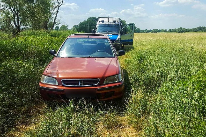 Policjanci z Samodzielnego Pododdziału Prewencji Policji...