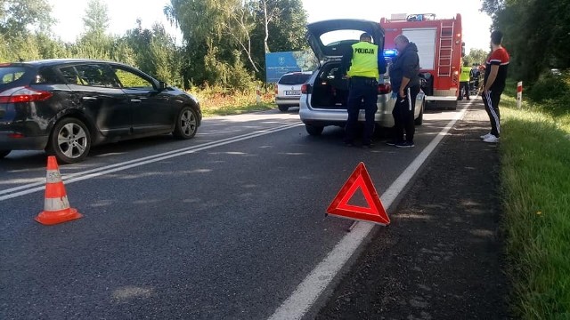 Na granicy Andrychowa z Inwałdem, na drodze krajowej nr 52, zderzyły się trzy samochody osobowe.