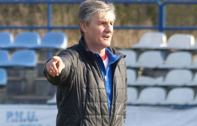 Krzysztof Dziubel nie jest już trenerem piłkarzy drużyny Moravia Anna - Bud.