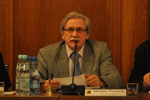 Mirosław Wacławski, nie usiądzie już za stołem prezydialnym szczecineckiej Rady Miasta. 