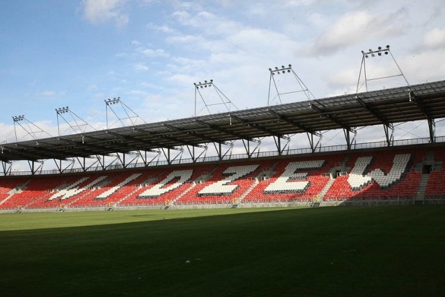 Trybuny nowego stadionu Widzewa muszą się zapełnić w całości