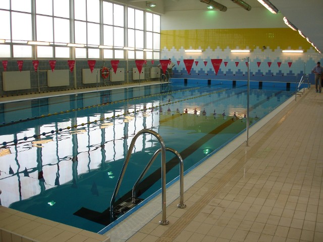 Do końca wakacji ma zakończyć się remont basenu w SP nr 16 na lubelskim Czechowie (na zdjęciu)