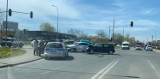 Stłuczka w Pucku (4.05.2022): kraksa osobówek na chwilę sparaliżowała ruch na skrzyżowaniu koło McDonald's | NADMORSKA KRONIKA POLICYJNA