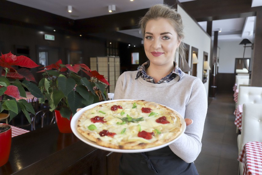 Prezentowana pizza Patate e Scamorza  to w tłumaczeniu...