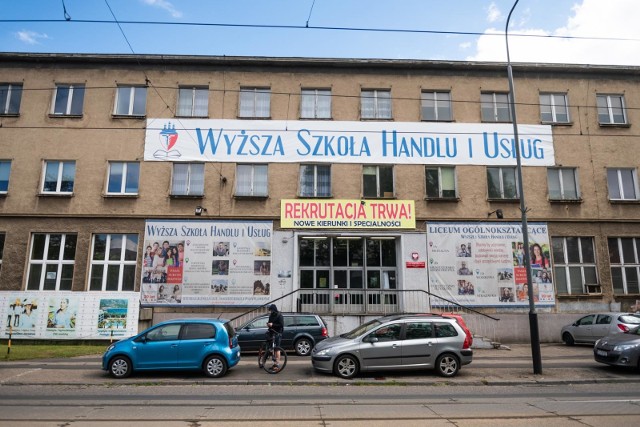 W czwartek 17 grudnia  Sąd Rejonowy Poznań Stare Miasto przesłuchiwał kolejnych świadków, w tym partnerkę byłego kanclerza WSHiU. Oskarżona o plagiat Magdalena G. nie przyszła na rozprawę.
