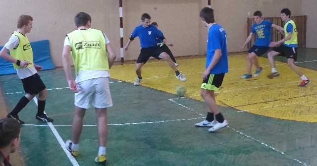 W feryjnym turnieju piłkarskim w Opatowcu wygrała drużyna Kocina.