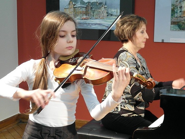 Wśród uczniów, którzy zagrali w muzeum była Zuzanna Skowron
