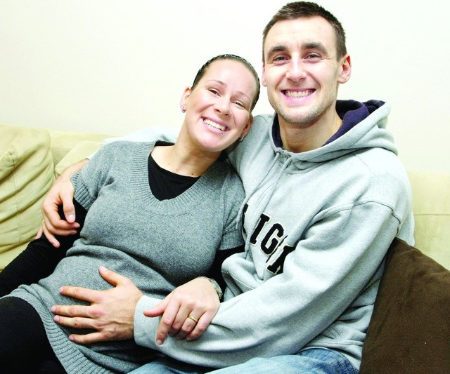 Anna i Marcin Wika właśnie spodziewają się pierwszego dziecka. W takim stanie podróż nie wskazana, więc święta spędzą w Rzeszowie.