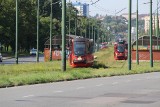 Dąbrowa Górnicza: na starych, krzywych torach hałasują tramwaje, a mieszkańcy nie mogą w nocy spać. Co dalej? 