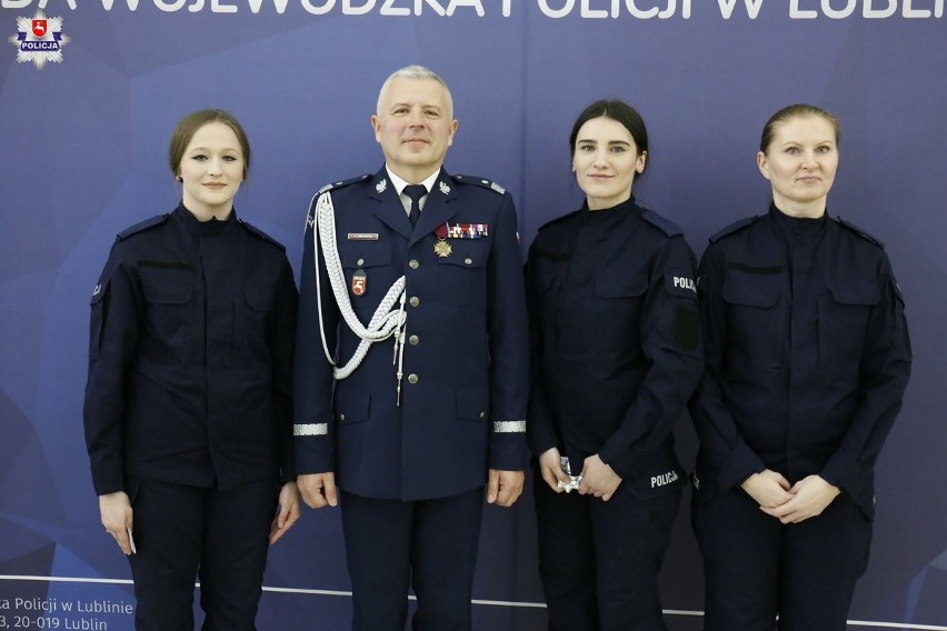 Nowi funkcjonariusze wstąpili w szeregi lubelskiej policji. Zobacz zdjęcia