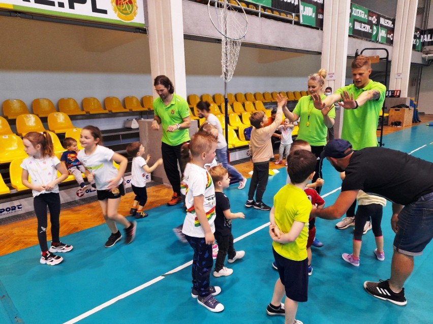 Zajęcia w Bialskiej Akademii Sportu odbywają się dla dzieci...
