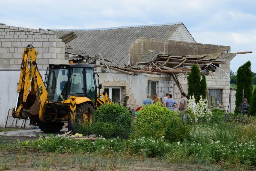 Potężna burza przeszła minionej nocy przez powiat...