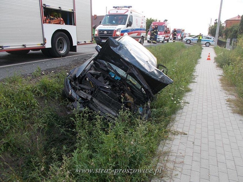 Hebdów. Wypadek na trasie Koszyce - Nowe Brzesko, 7 osób rannych