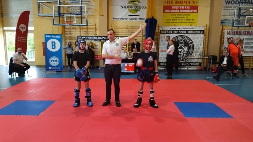 Piotr Glegoła z Radomia został mistrzem Polski juniorów w kick boxingu (ZDJĘCIA) 