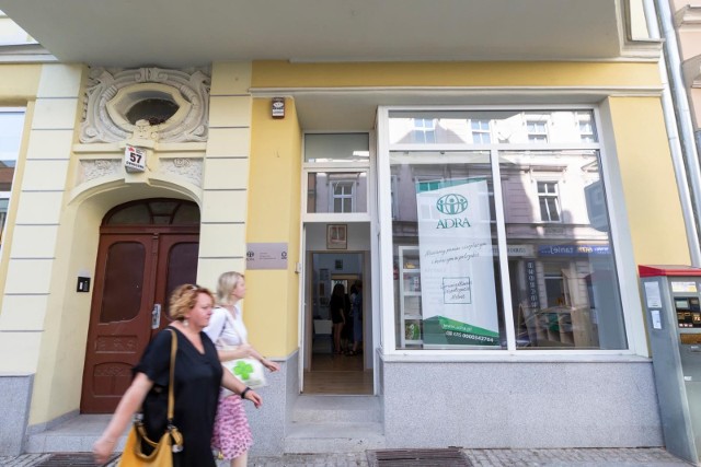 W Centrum Integracyjnym dla Cudzoziemców Ukraińcy mieszkający w Bydgoszczy uczą się języka polskiego w czterech grupach liczących po dwadzieścia osób.