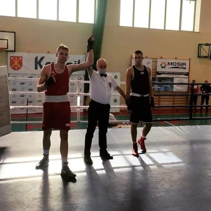 Tobiasz Zarzeczny ze Stalowa Wola Boxing Team został wicemistrzem Polski (ZDJĘCIA)