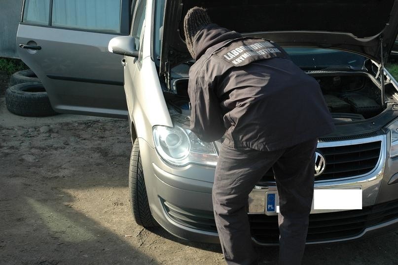 Gostyń: Złapano złodziei samochodów [WIDEO, ZDJĘCIA]